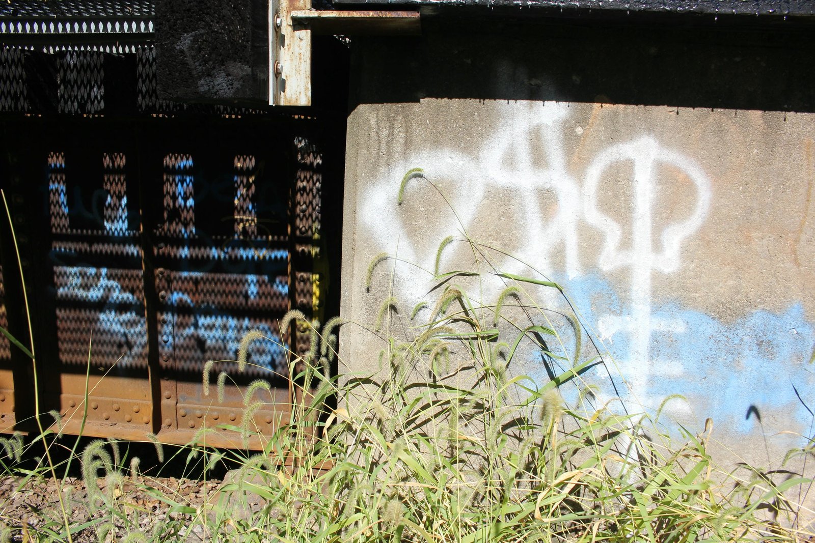 East abutment